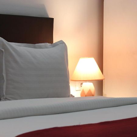 Hotel Belle Vie Kinshasa Esterno foto