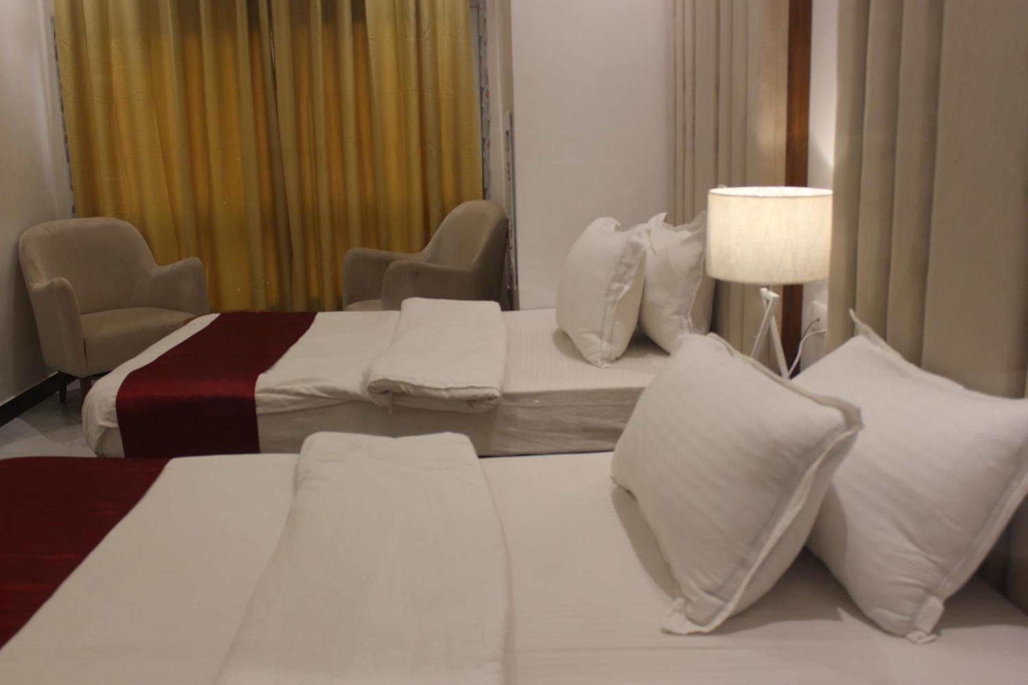 Hotel Belle Vie Kinshasa Esterno foto