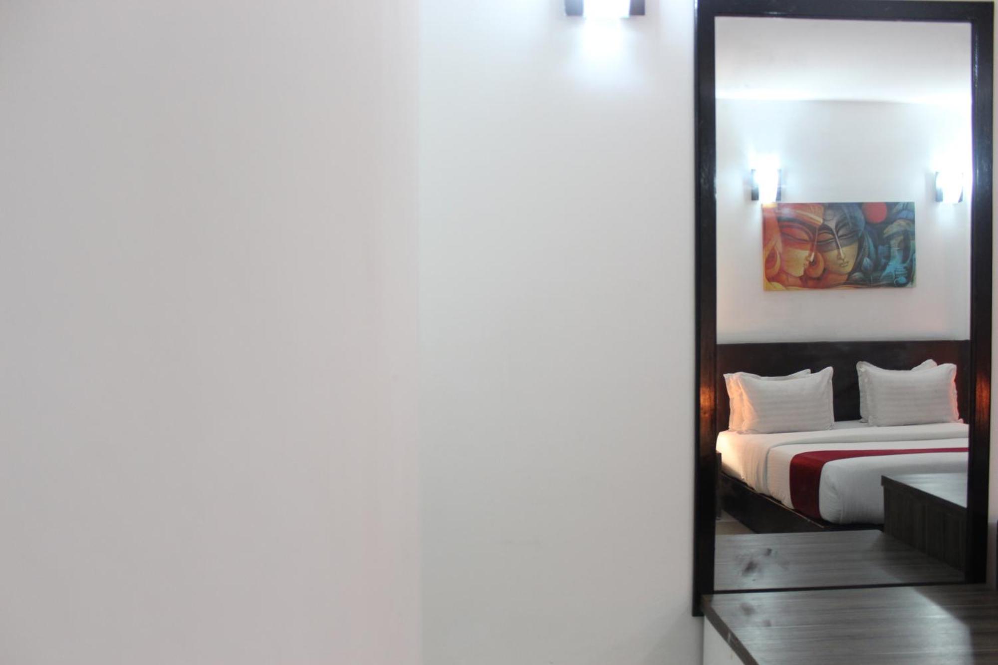 Hotel Belle Vie Kinshasa Esterno foto