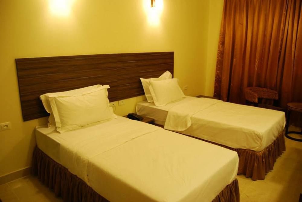 Hotel Belle Vie Kinshasa Esterno foto