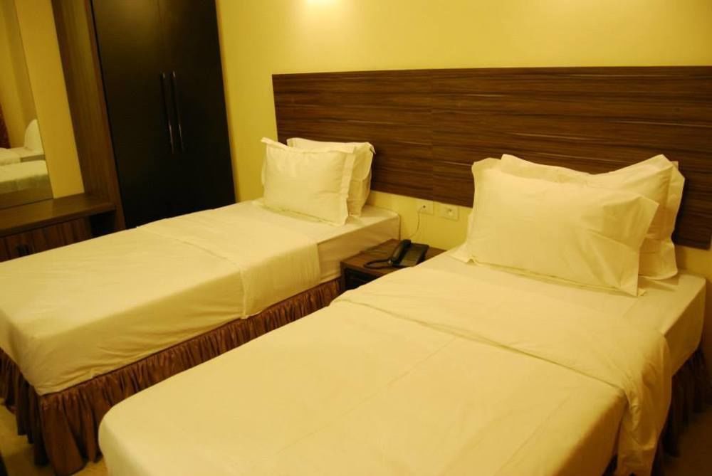 Hotel Belle Vie Kinshasa Esterno foto