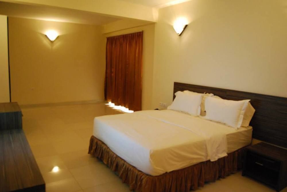 Hotel Belle Vie Kinshasa Esterno foto